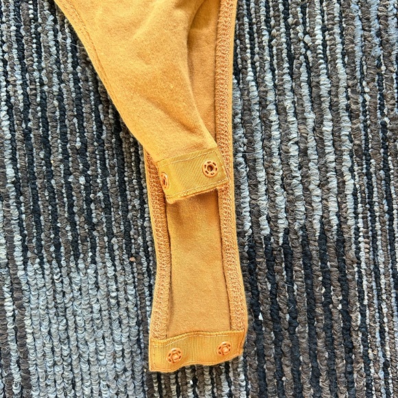 Fitted bodysuit - Picture 2 of 4